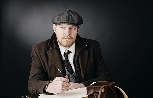 Photo de Valentin, directeur de Valentinstudio, graphiste 3D